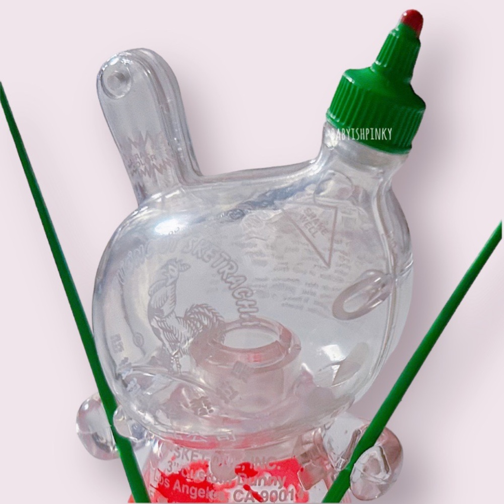 Kidrobot Sriracha Dunny Figurine (Half Empty) - Picture 5 of 7